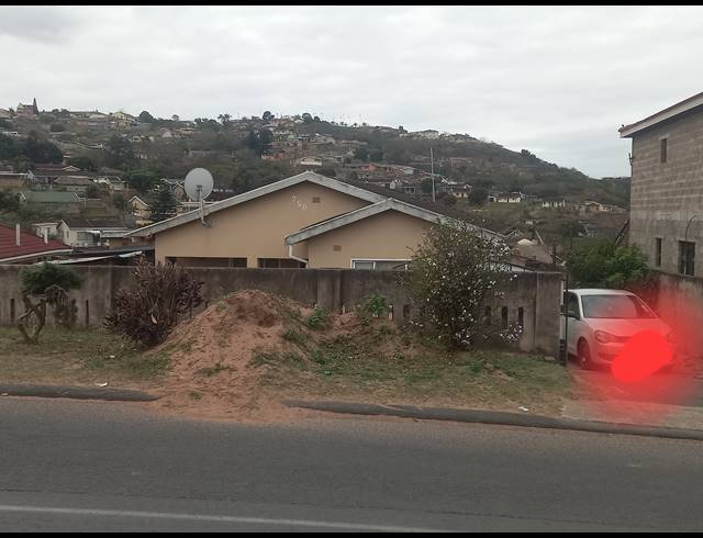 3 BEDROOM HOUSE FOR SALE IN UMLAZI BB